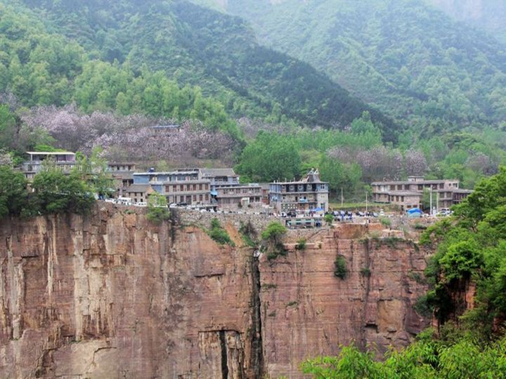 云臺山、紅石峽、郭亮村、萬仙山雙臥 5日